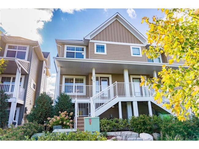 2974 Clover Ridge Dr in Chaska, MN - Foto de edificio - Building Photo