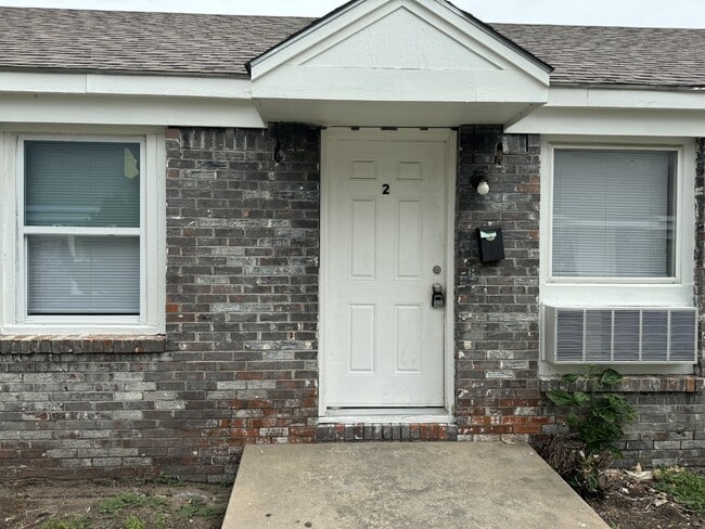 property at 824 S Water St