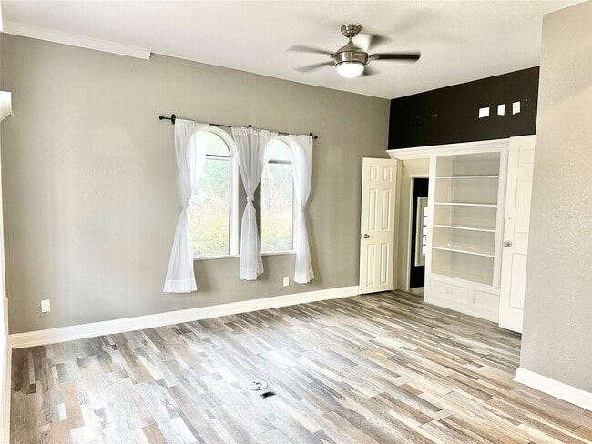 property at 2424 Southmore Blvd