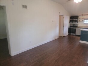 1313 Canton St in Orlando, FL - Building Photo - Building Photo