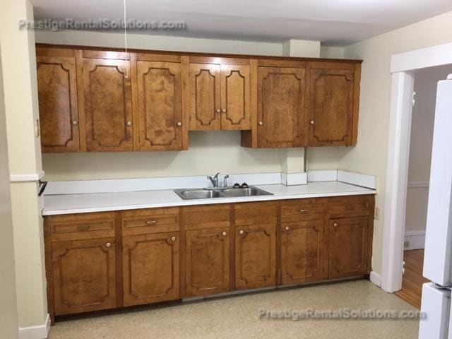 137 Merriam Ave, Unit 2 in Leominster, MA - Building Photo - Building Photo