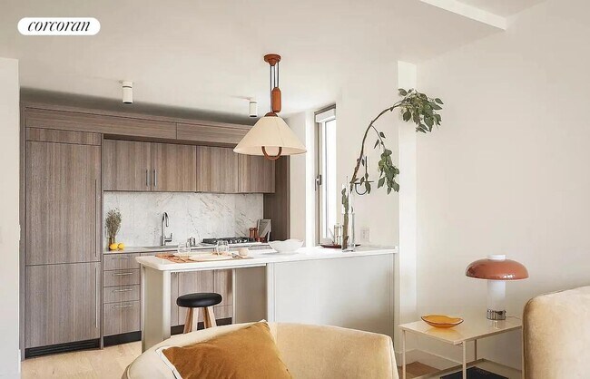 234 E 46th St in New York, NY - Building Photo - Building Photo