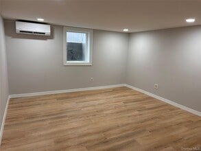 660 Great Neck Rd in Copiague, NY - Building Photo - Building Photo