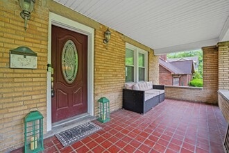 1328 Enslow Blvd in Huntington, WV - Building Photo - Building Photo