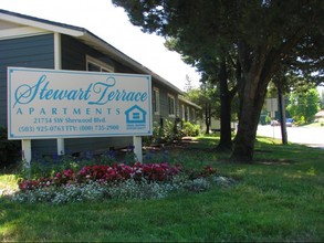 Stewart Terrace Senior Apartments in Sherwood, OR - Building Photo - Building Photo