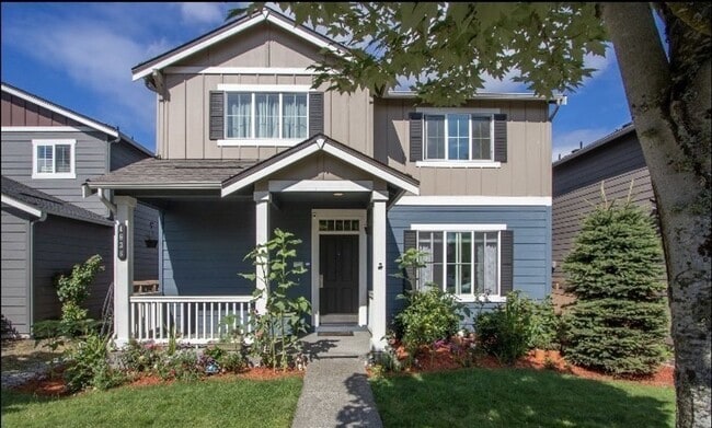 property at 4638 E Q St