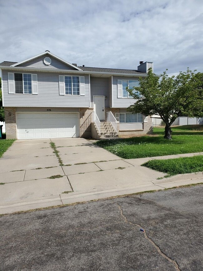 property at 376 W 1900 S
