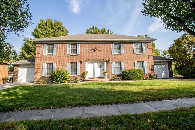 property at 4303 Mt Carmel Ln