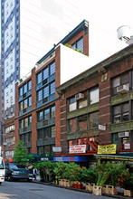 111 W 28th St in New York, NY - Building Photo - Building Photo