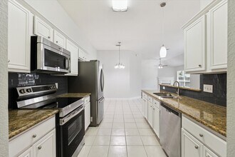 5703 Wandering Creek Dr in Richmond, TX - Building Photo - Building Photo