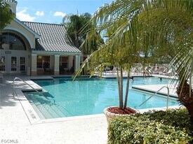12560 Equestrian Cir in Ft. Myers, FL - Building Photo