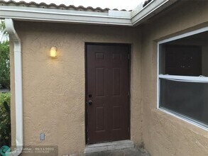 8424 NW 23rd Manor in Coral Springs, FL - Building Photo - Building Photo