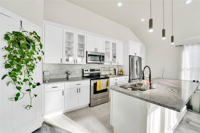 property at 4621 Collins Ave