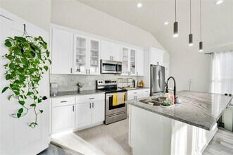 4621 Collins Ave in Dallas, TX - Building Photo - Building Photo