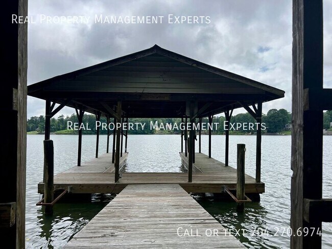 property at 3324 Sadler Rd