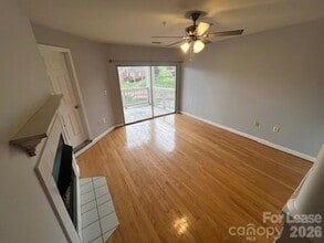 103 Pier 33 Dr, Unit 208 in Mooresville, NC - Building Photo - Building Photo