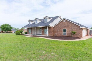 222 Sugar Biscuit Ln in Abilene, TX - Building Photo