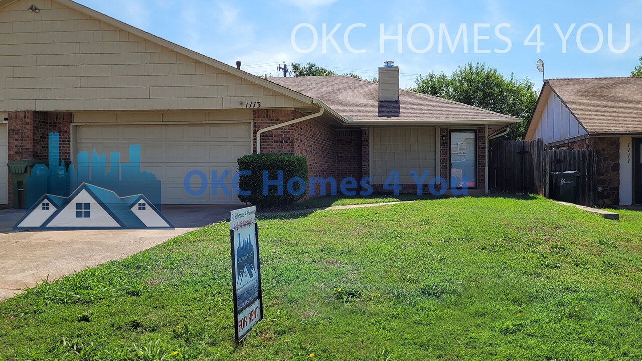 1113 Summerton Pl in Yukon, OK - Building Photo