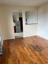 31 Orient Ave in Jersey City, NJ - Building Photo - Building Photo