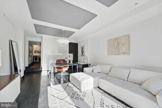 5543 29th St NW in Washington, DC - Building Photo - Building Photo