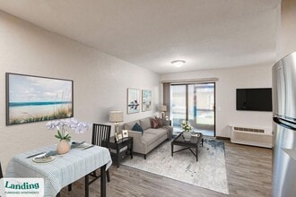 2305 Aaron St in Port Charlotte, FL - Building Photo - Building Photo