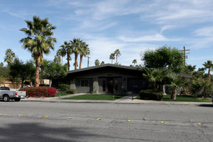 1900 S Camino Real Apartamentos