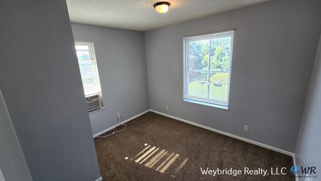 1547 Dixmont Ave in Cincinnati, OH - Building Photo - Building Photo