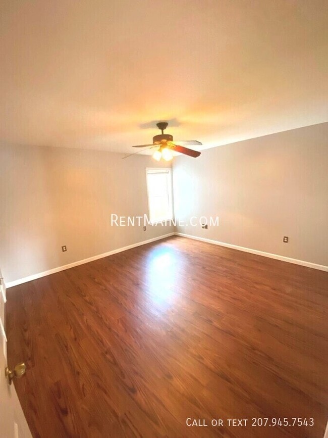 41 Vafiades Ave in Hermon, ME - Building Photo - Building Photo