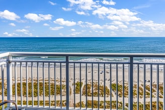 1700 N Ocean Blvd in Myrtle Beach, SC - Foto de edificio - Building Photo