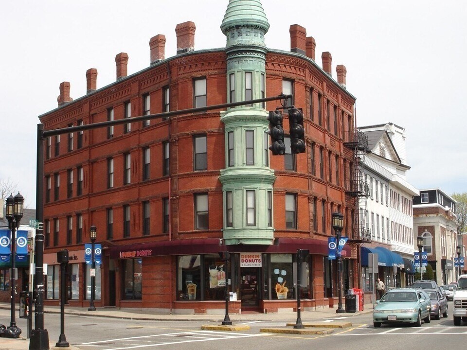 3 Forest St in Medford, MA - Building Photo