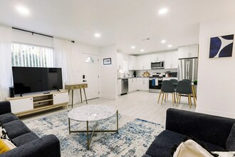 629 James St in West Sacramento, CA - Building Photo - Building Photo