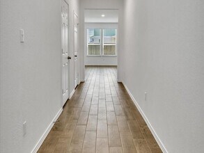140 Banyon Dr in Liberty Hill, TX - Building Photo - Building Photo