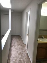 3681 Casteel St, Unit 3681 in Hubbard, OR - Building Photo - Building Photo