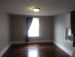 1818 Darrow Ave-Unit -2 in Evanston, IL - Building Photo - Building Photo