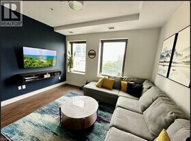 112 King St E in Hamilton, ON - Building Photo