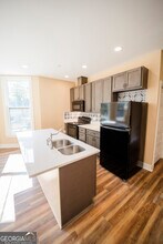 210 W 8th St-Unit -2 in Tifton, GA - Building Photo - Building Photo