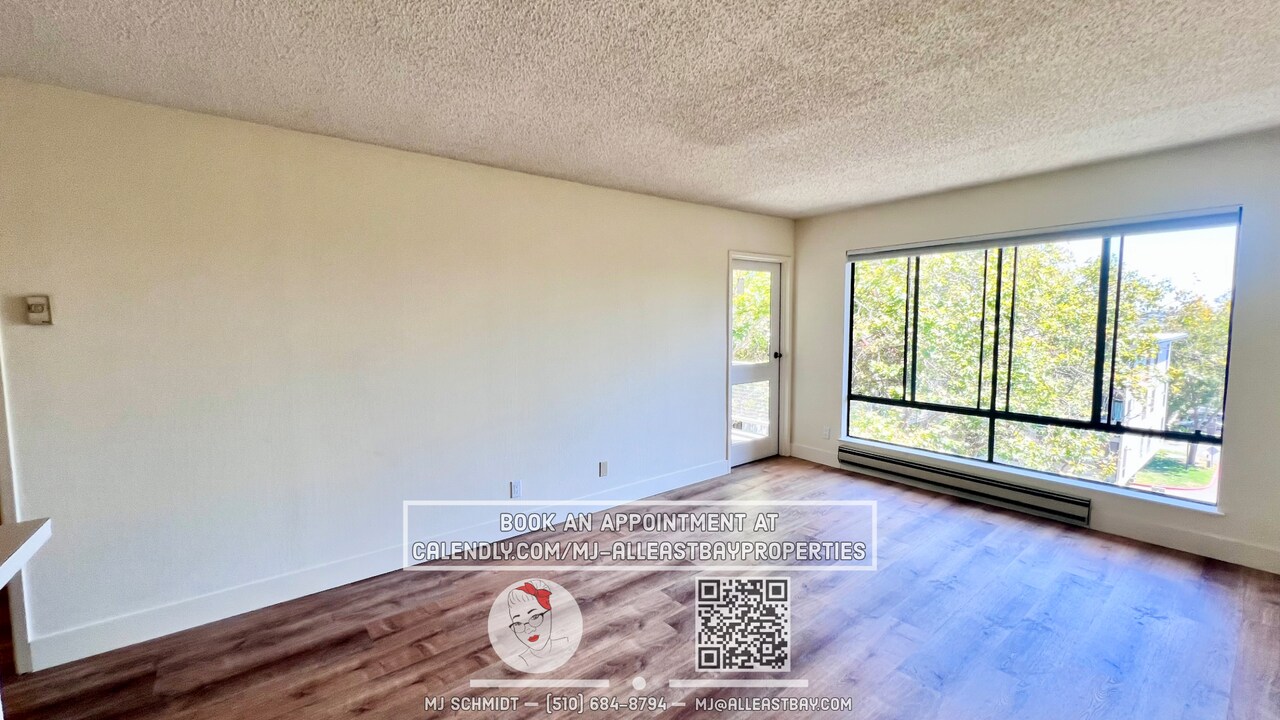 8 Captain Dr in Emeryville, CA - Building Photo