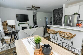 2734 Kendrick Ave in Charlotte, NC - Building Photo - Building Photo