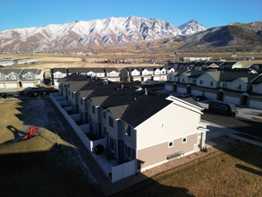 1216 Divide Dr in Santaquin, UT - Building Photo - Building Photo