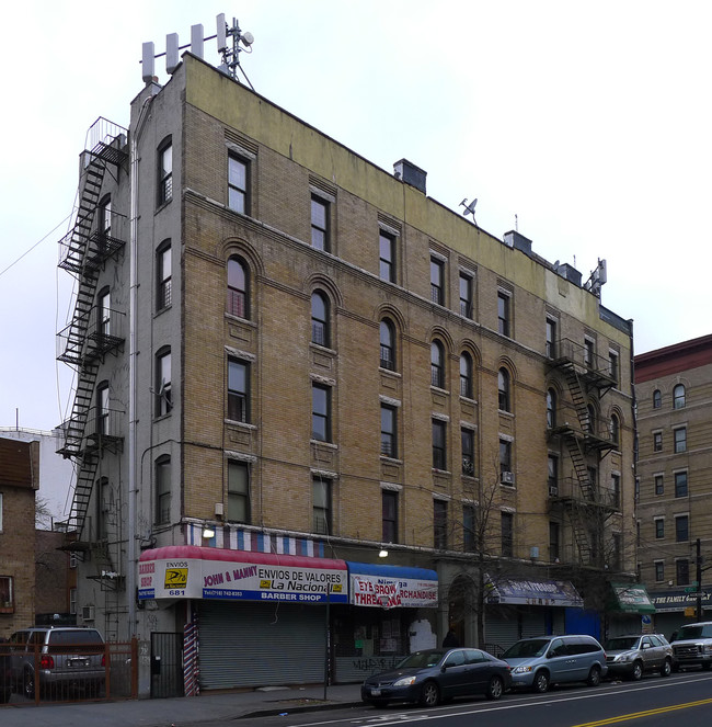 677-681 Melrose Ave in Bronx, NY - Building Photo - Building Photo