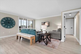 2785 Polo Island Dr in Wellington, FL - Foto de edificio - Building Photo