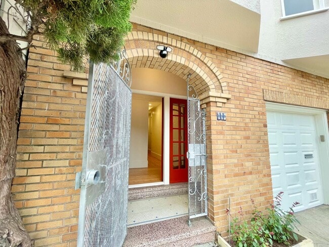 890 Wisconsin St in San Francisco, CA - Building Photo - Building Photo