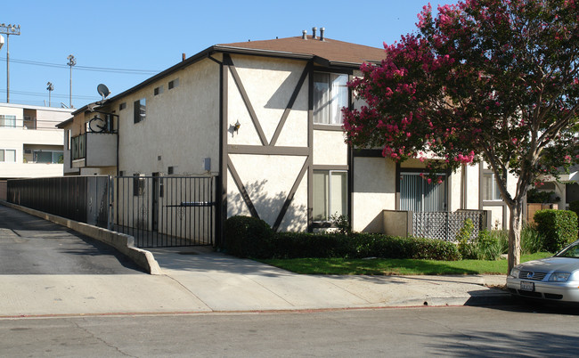 316 Cornell Dr in Burbank, CA - Building Photo - Building Photo