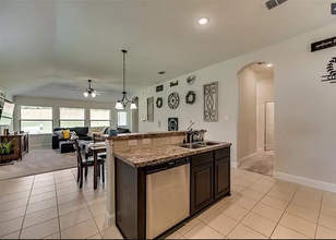 354 Highmeadow Dr in Aubrey, TX - Building Photo - Building Photo