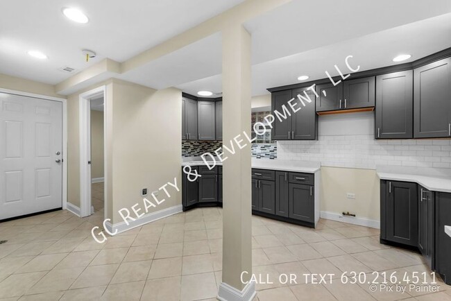 6829 S Emerald Ave-Unit -B in Chicago, IL - Building Photo - Building Photo