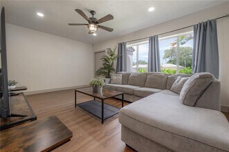 611 S Highland Ave in Clearwater, FL - Building Photo - Building Photo
