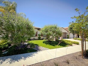 33195 Barmetta Ln in Temecula, CA - Building Photo - Building Photo