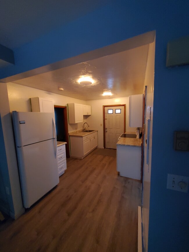 3 Ludlow St, Unit 5 in Worcester, MA - Building Photo - Building Photo
