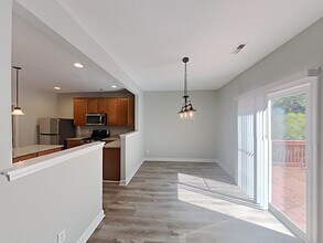 202 River Hills Dr in Clayton, NC - Building Photo - Building Photo
