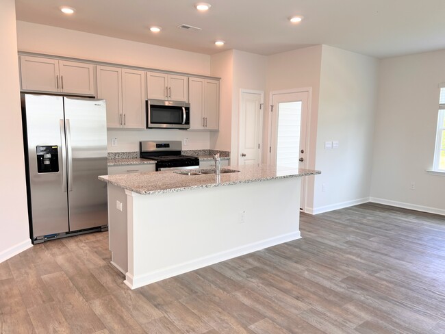 459 David Hl Dr in Sanford, NC - Building Photo - Building Photo